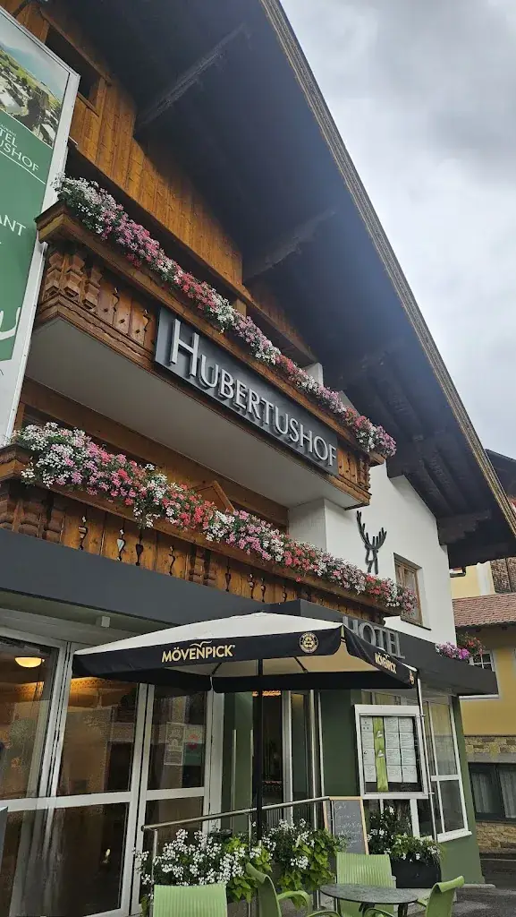 vedran mikulek_Café Restaurant Hubertushof_Lermoos_review