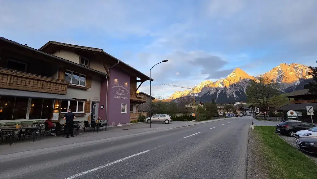 Sudcheewan N_Restaurant-Pizzeria Sevim_Lermoos_review