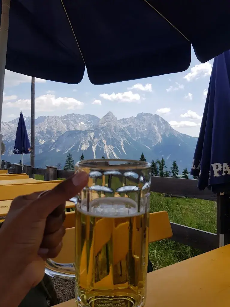 SireeBee_Tuftl Alm_Lermoos_avis