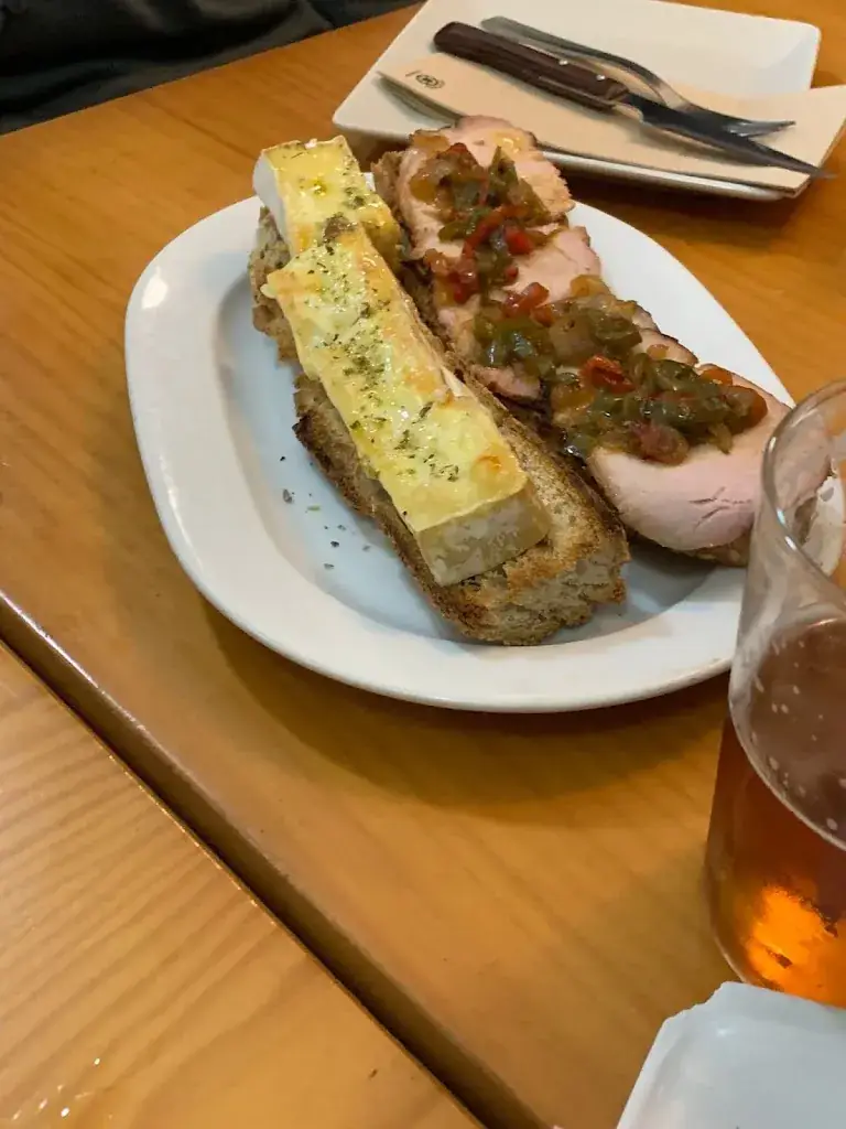 Noemi Bontempo_Taberna Almería_Lans_review