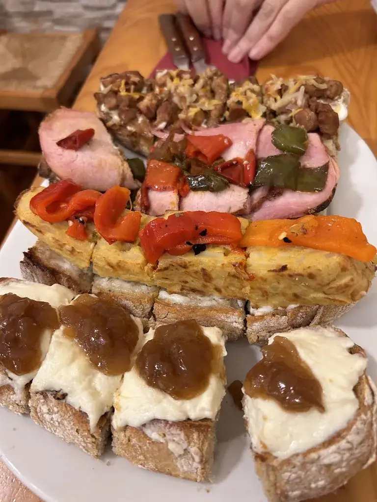 seçil Alaca_Taberna Almería_Lans_review