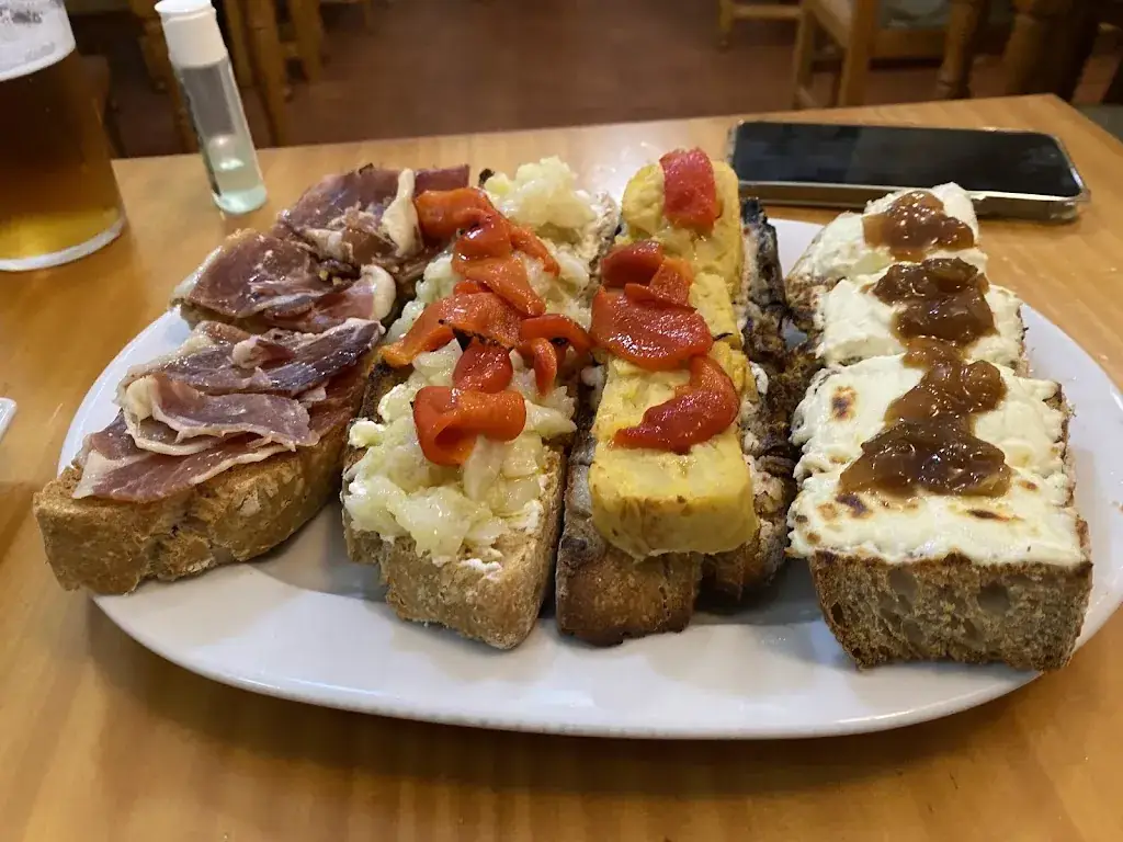 Taberna Almería_Lans_slider_image_3