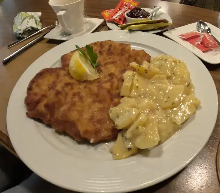 Yeow Xuek Qee_Restaurant Weidachstube Neuner GmbH._Leutasch_review