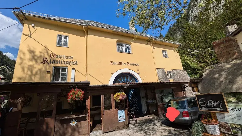 Anantha Padmanaban_Gasthaus Klammgeist_Leutasch_review