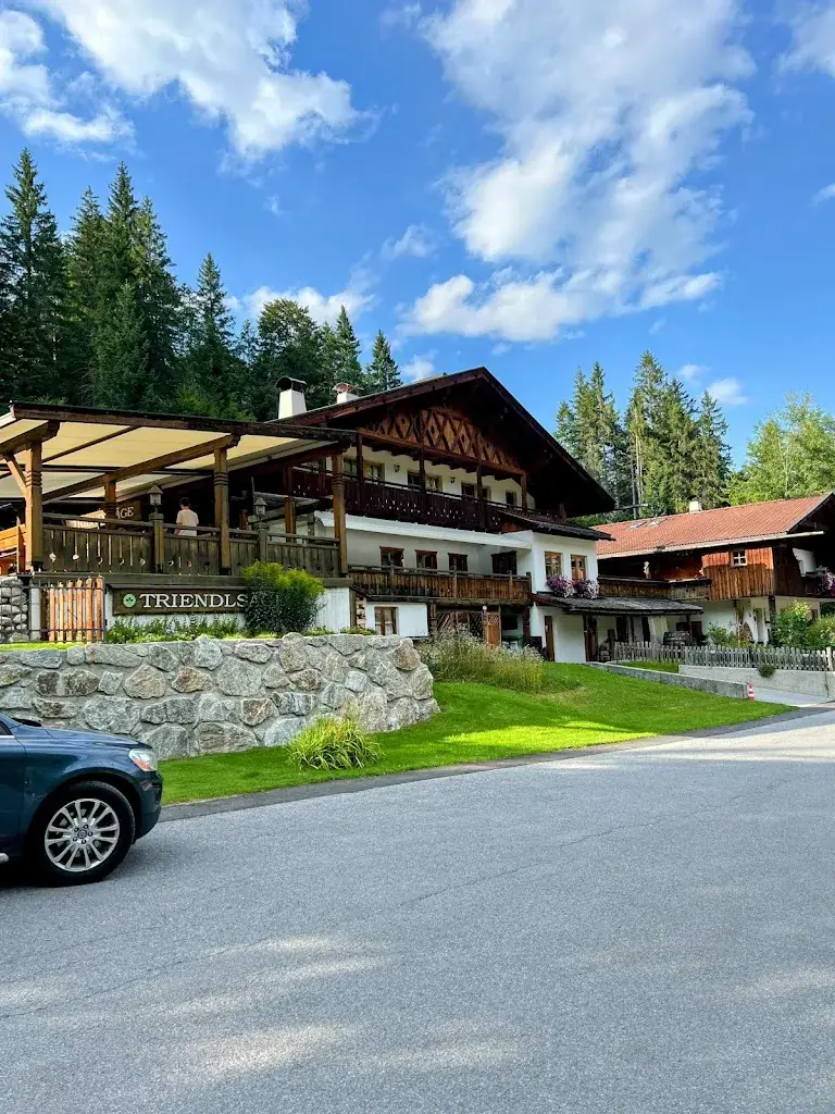 Hylke van Maaren_Waldgasthaus Triendlsäge_Leutasch_recensione