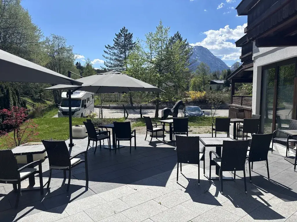Nestaurant im Alpennest restaurant in Leutasch