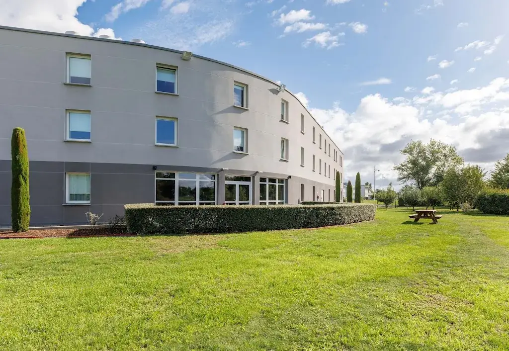 B&B HOTEL Clermont-Ferrand Nord Riom_Mariastein_slider_image_1