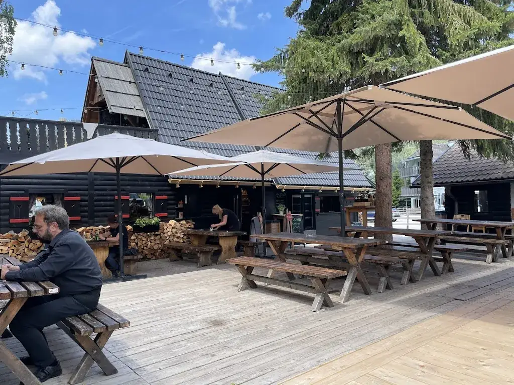 Okrepčevalnica Lačni Kekec_Arnoldstein_slider_image_1