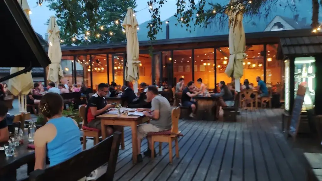 Okrepčevalnica Lačni Kekec_Arnoldstein_slider_image_3