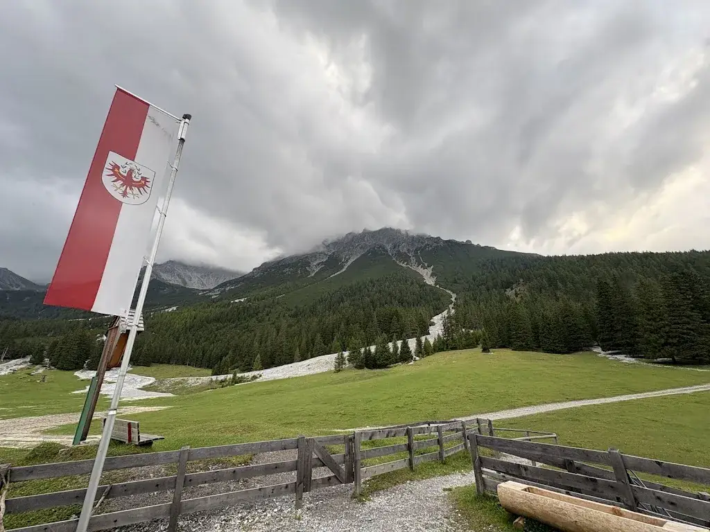 Mathis Haas_Matreier Ochsenalm_Matrei am Brenner_review