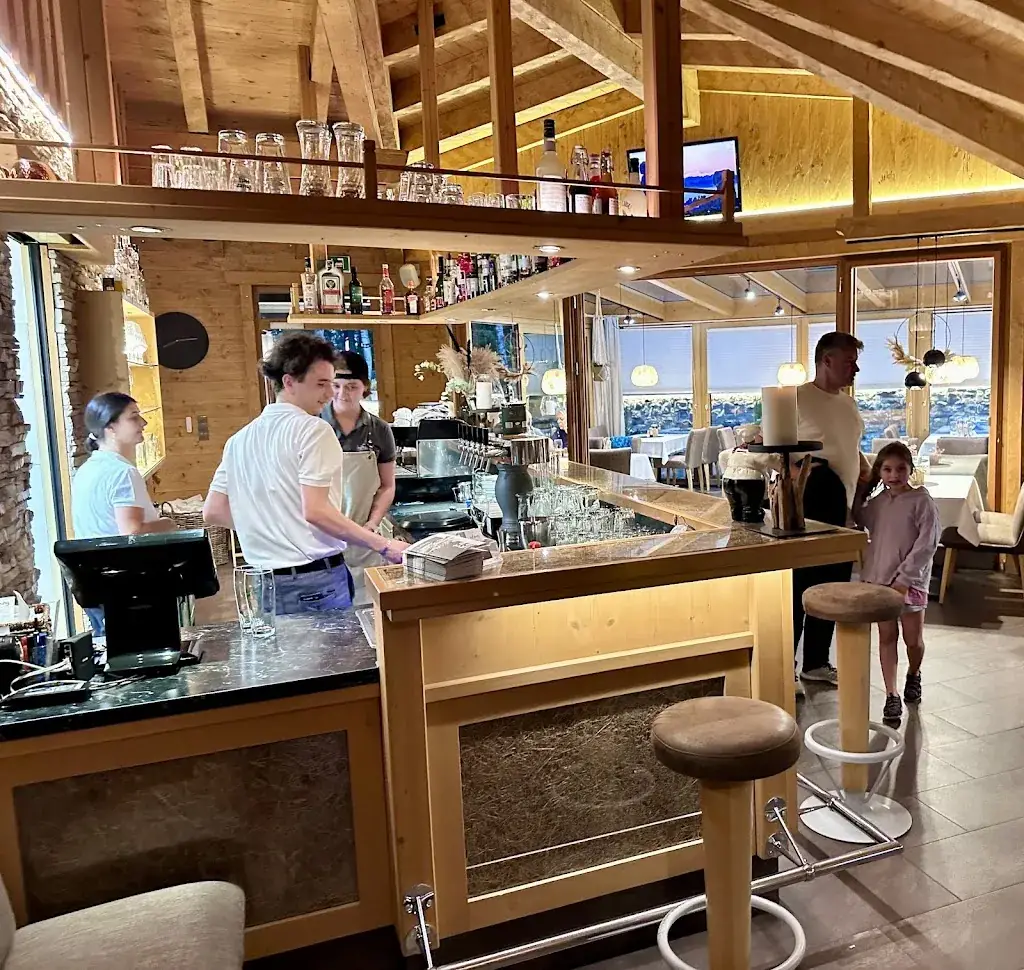 Roland O_Restaurant Pizzeria Infang_Längenfeld_recensione