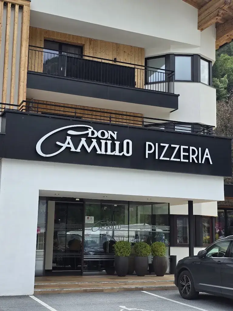 Pizzeria Don Camillo_Längenfeld_slider_image_3