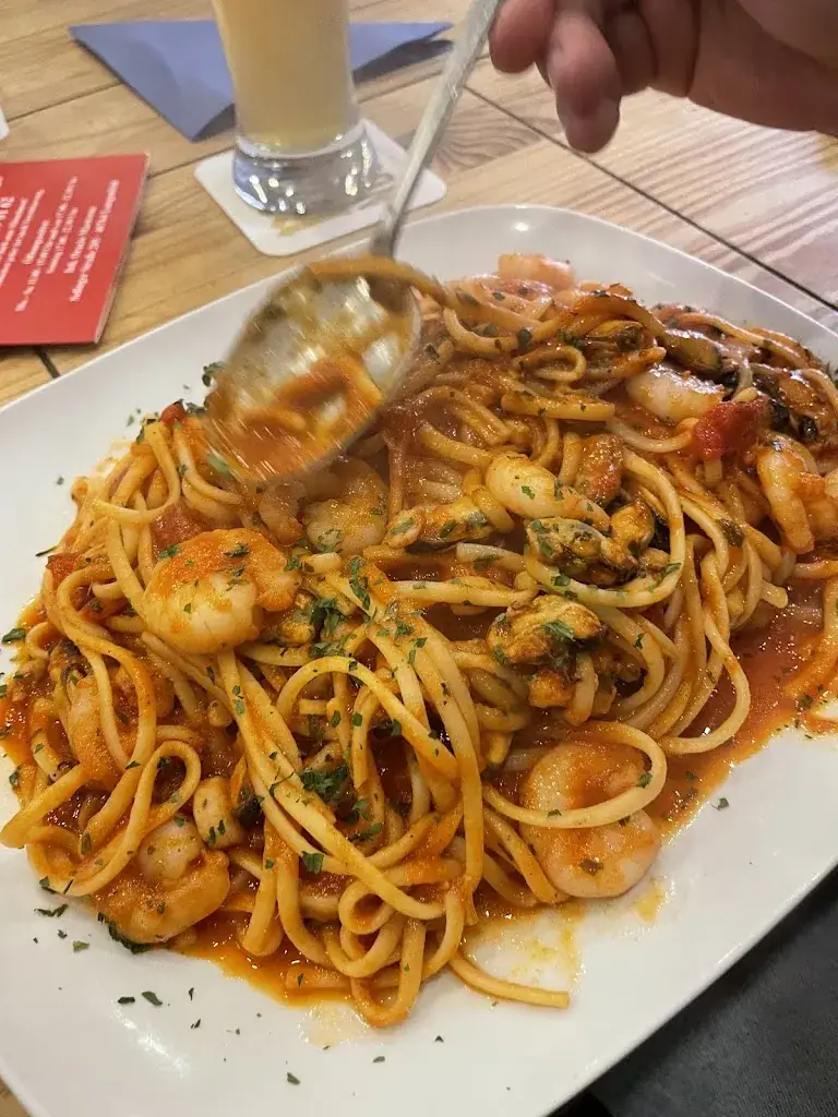 Вікторія О_La Piazza_Längenfeld_review