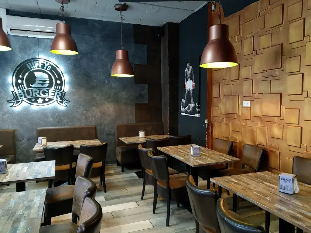 Riffys Burger / Kumru ristorante a Längenfeld