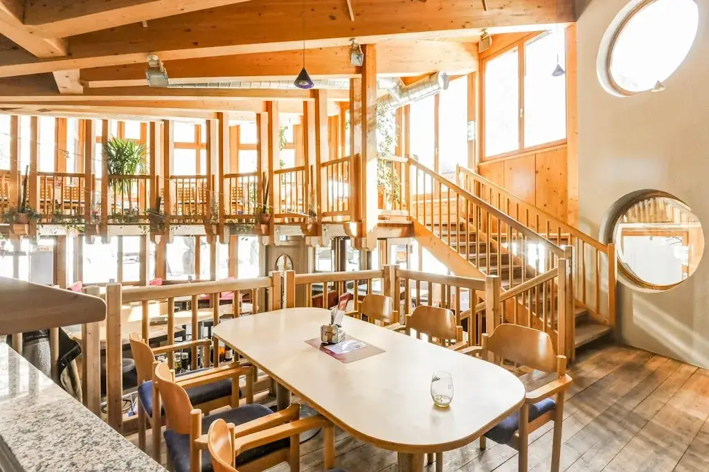 PEPPAS PUB_Längenfeld_slider_image_1