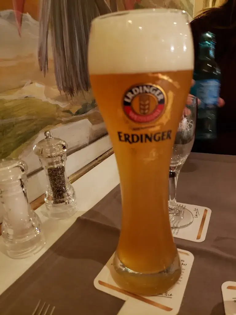 Jay Petrick_Alexander Palace_Längenfeld_recensione