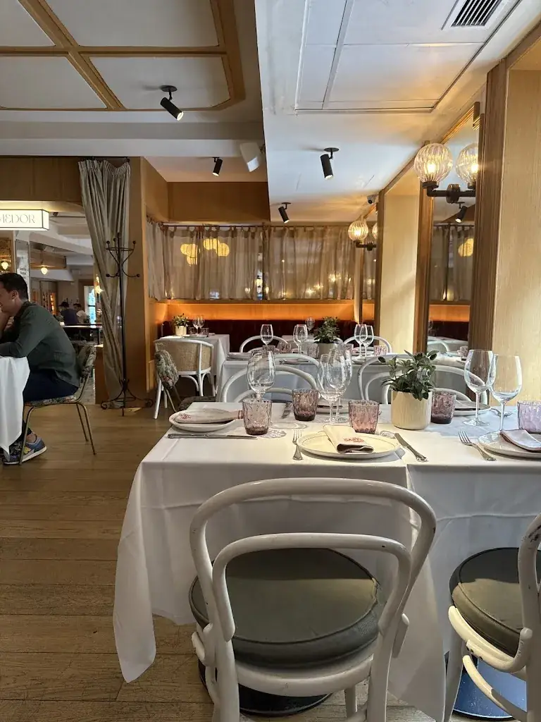 El Castizo de Serrano_Mariatal_slider_image_3