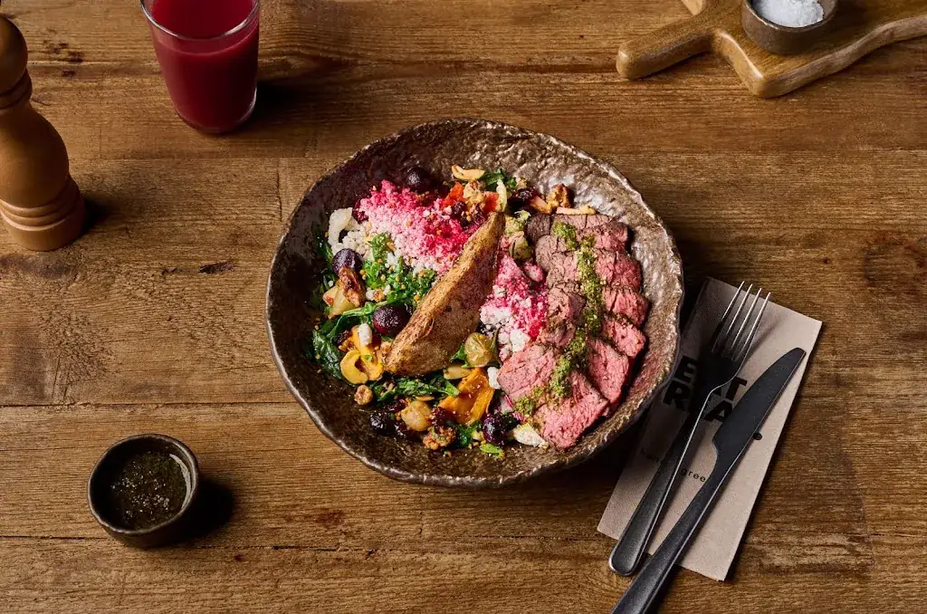 Honest Greens Gran Via 7_Mariatal_slider_image_3