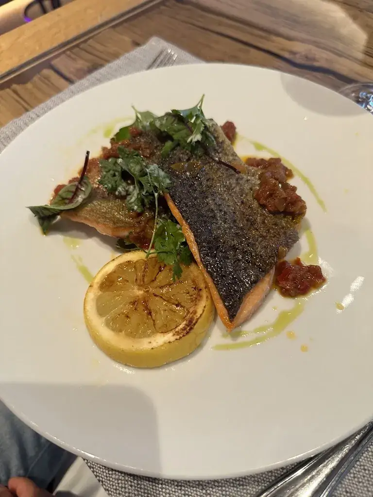 Richard Alonso_Greenvieh_Mieming_recensione