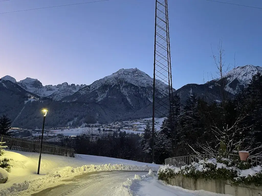 Raimundo Agudo_Restaurant - Pizzeria - EssBar_Mieders_review