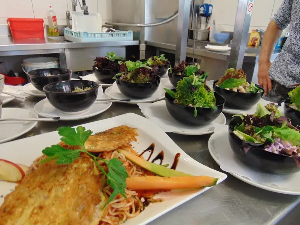 Restaurant - Pizzeria - EssBar_Mieders_slider_image_3