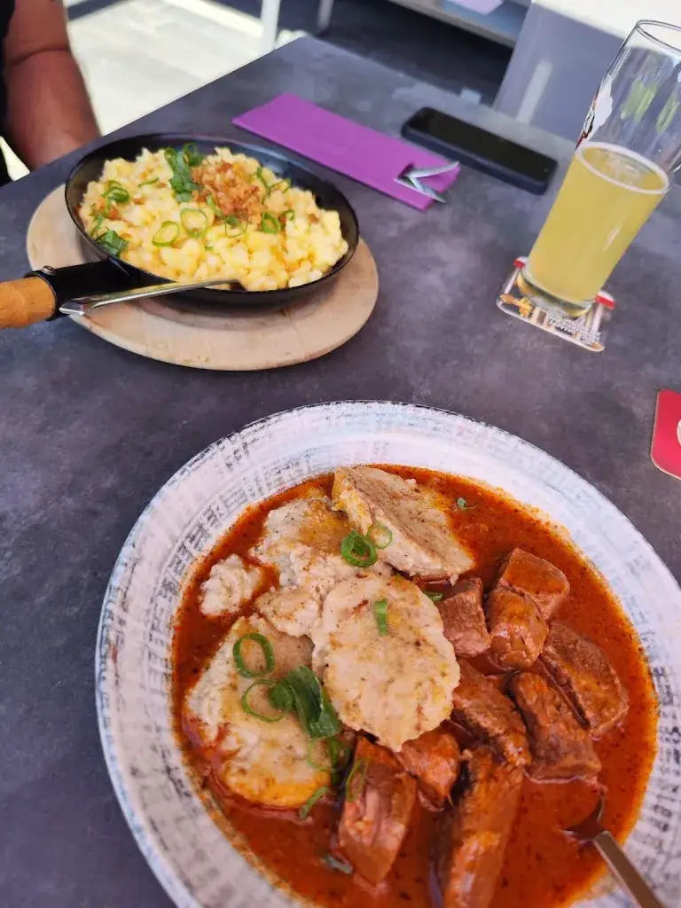 Piccolo das kleine Restaurant_Mühlbachl_slider_image_2