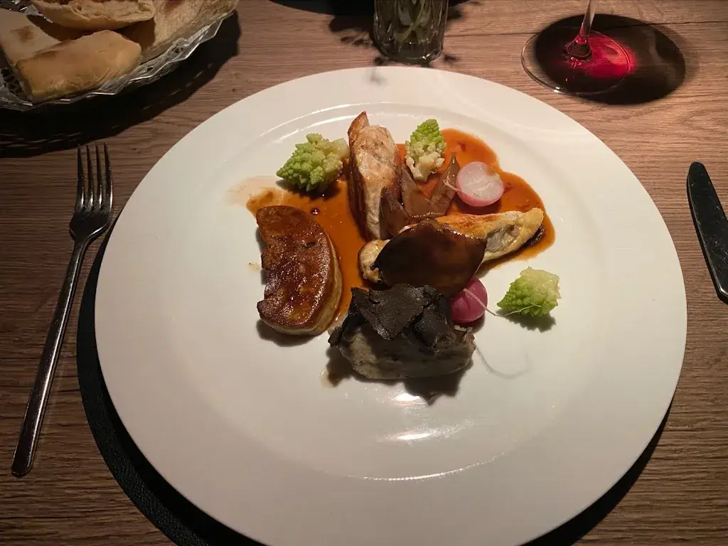 Saluti Cafe-Pizzeria_Matrei in Osttirol_slider_image_3