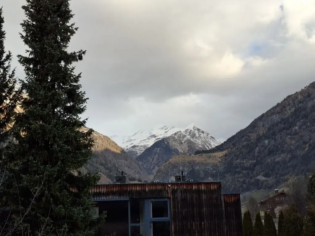 Seyed Ahad Kermani_Hotel Rauter_Matrei in Osttirol_avis