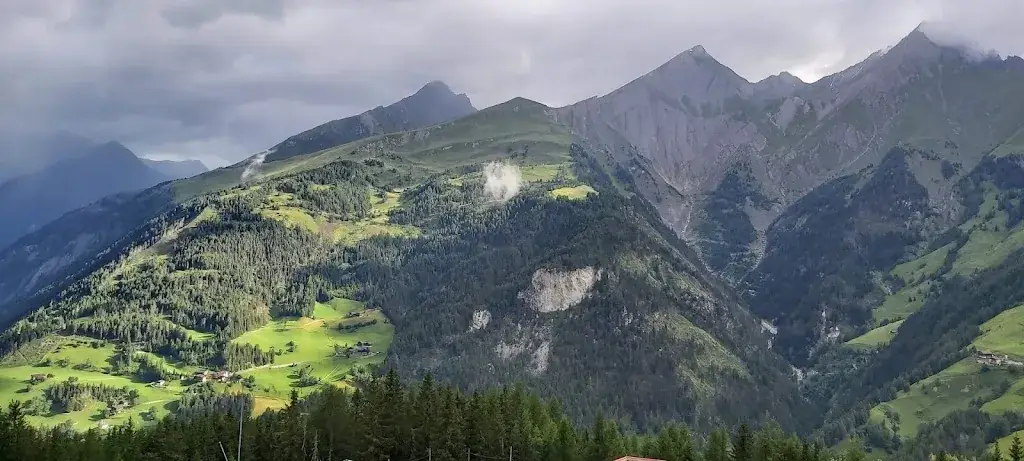 Makó Tamás_Kuenzer Alm_Matrei in Osttirol_avis