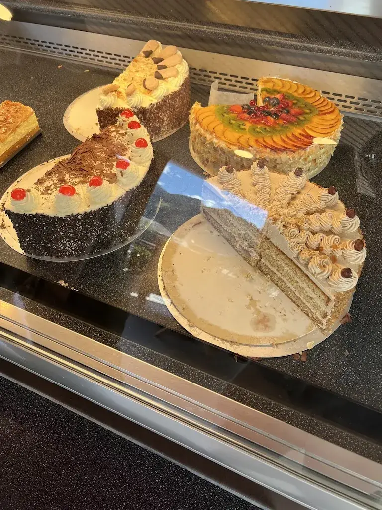 Ji Young lee_Bäckerei & Cafe Patterer_Matrei in Osttirol_review