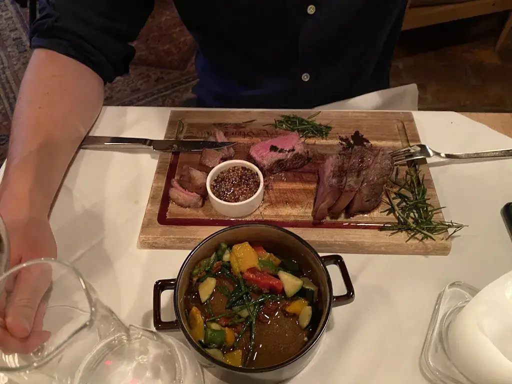 Anna Amato_Steirerhütte_Mitterndorf_review