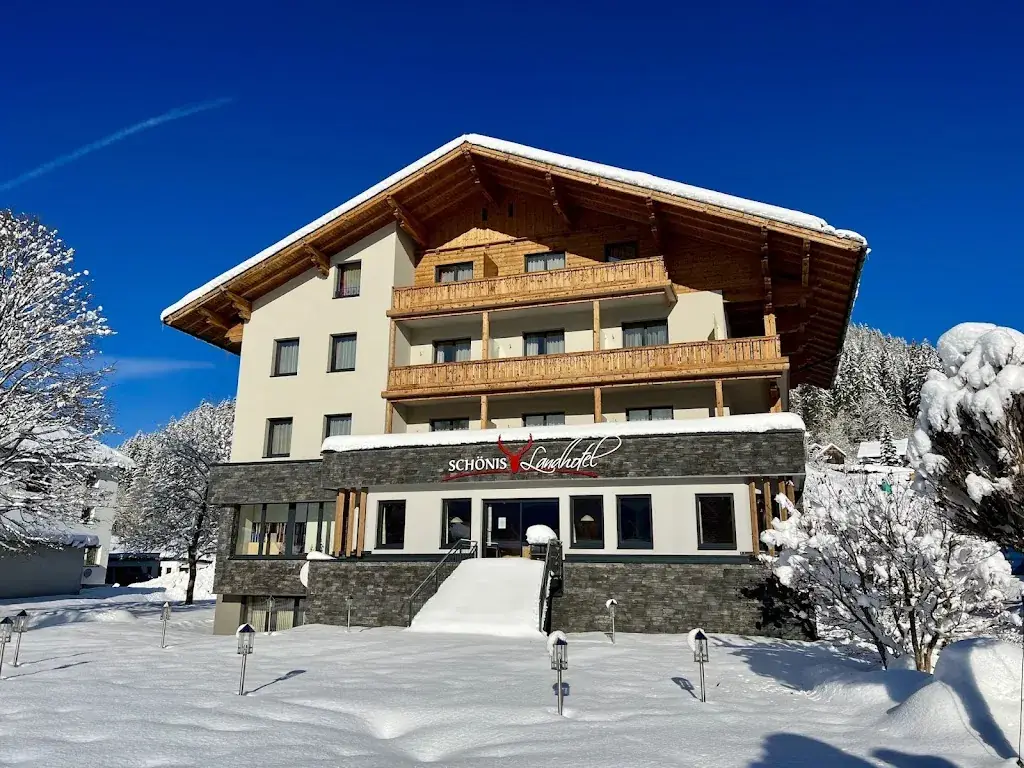 SCHÖNIS-Landhotel_Mitterndorf_slider_image_2