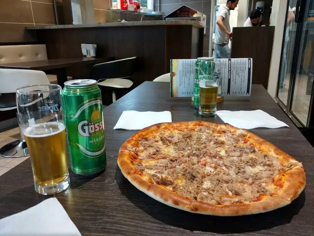 Bogdan Andrei Craciun_ISTANBUL Cafe Pizzeria Kebap_Mitterndorf_recensione