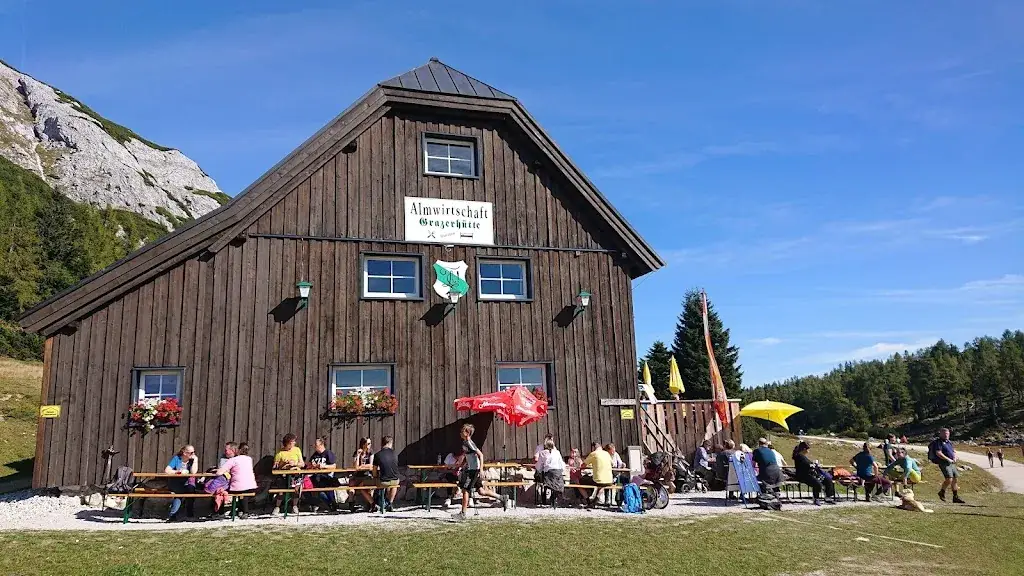 Almwirtschaft Grazerhütte_Mitterndorf_slider_image_1