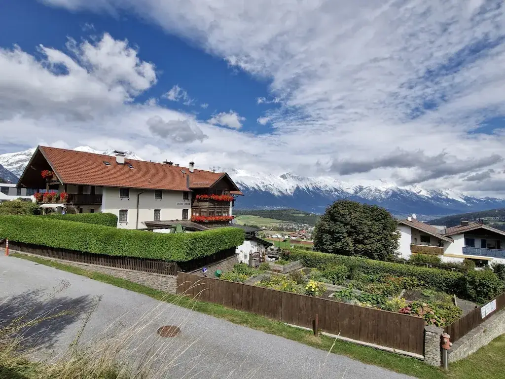 Gasthof - Pension Lärchenwald restaurant à Mutters