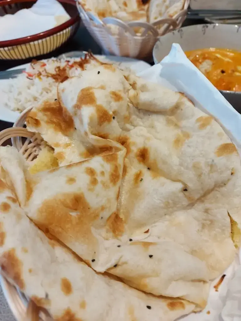 Menu_BASMATI Indian Restaurant_Mutters_image_9