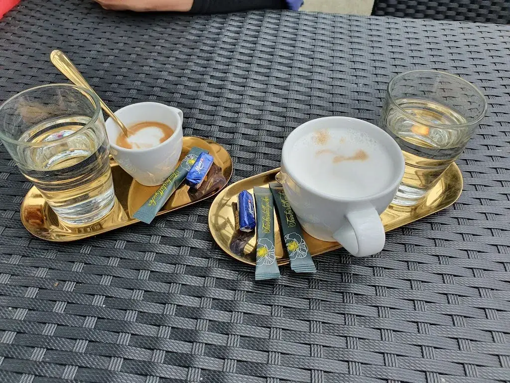 Restaurant Pizzeria Papalina_Nassereith_slider_image_2