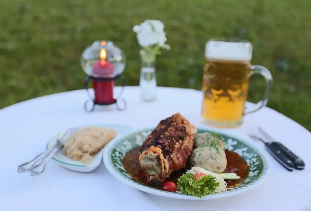 Landgasthof Schuster Tannheimertal_Nesselwängle_slider_image_3