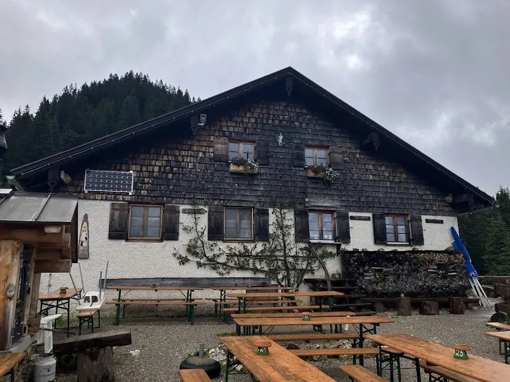 Julia Zagrodzka_SchneetalALM_Nesselwängle_recensione