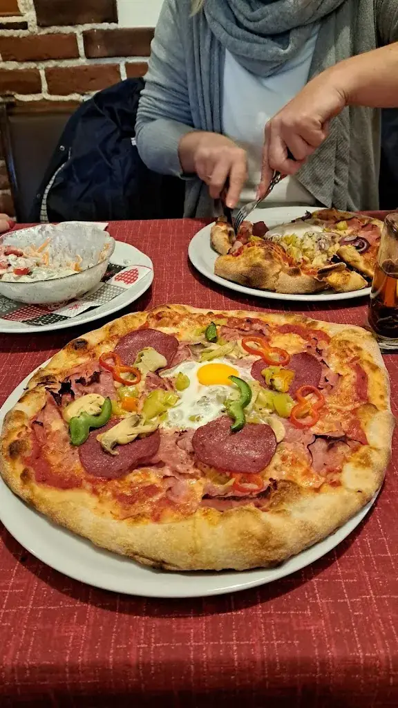 Menu_Pizzeria El Piggo_Brückl_immagine_5
