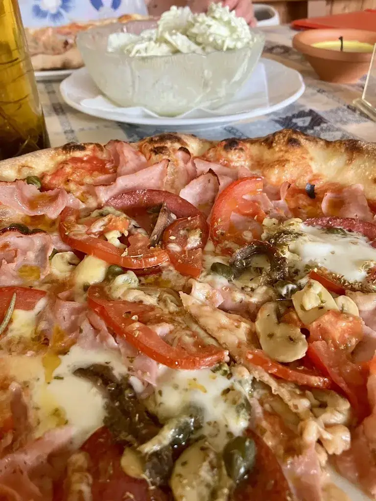 Pizzeria El Piggo restaurant à Brückl