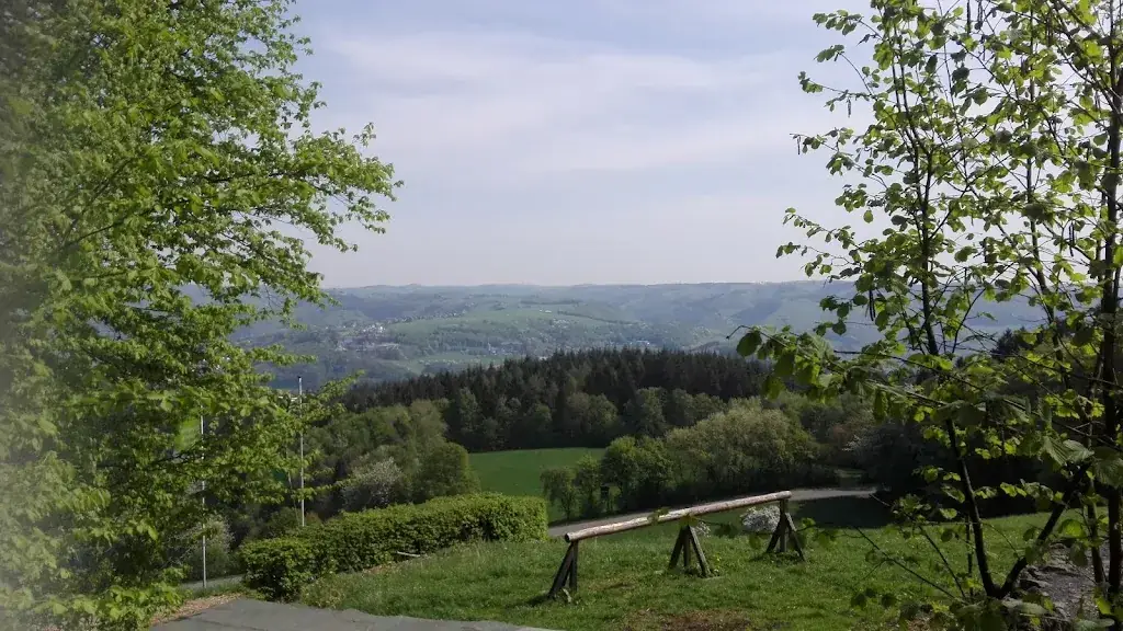 A B_Malberg Hütte_Niederbreitenbach_avis