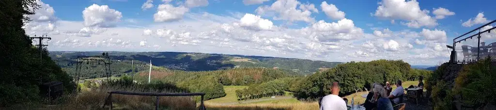 Manos Stoimenos_Malberg Hütte_Niederbreitenbach_avis