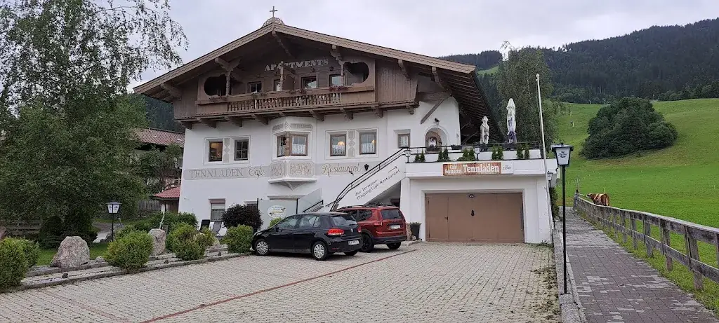 Herman Winter _Cafe Restaurant Tennladen_Niederau_review