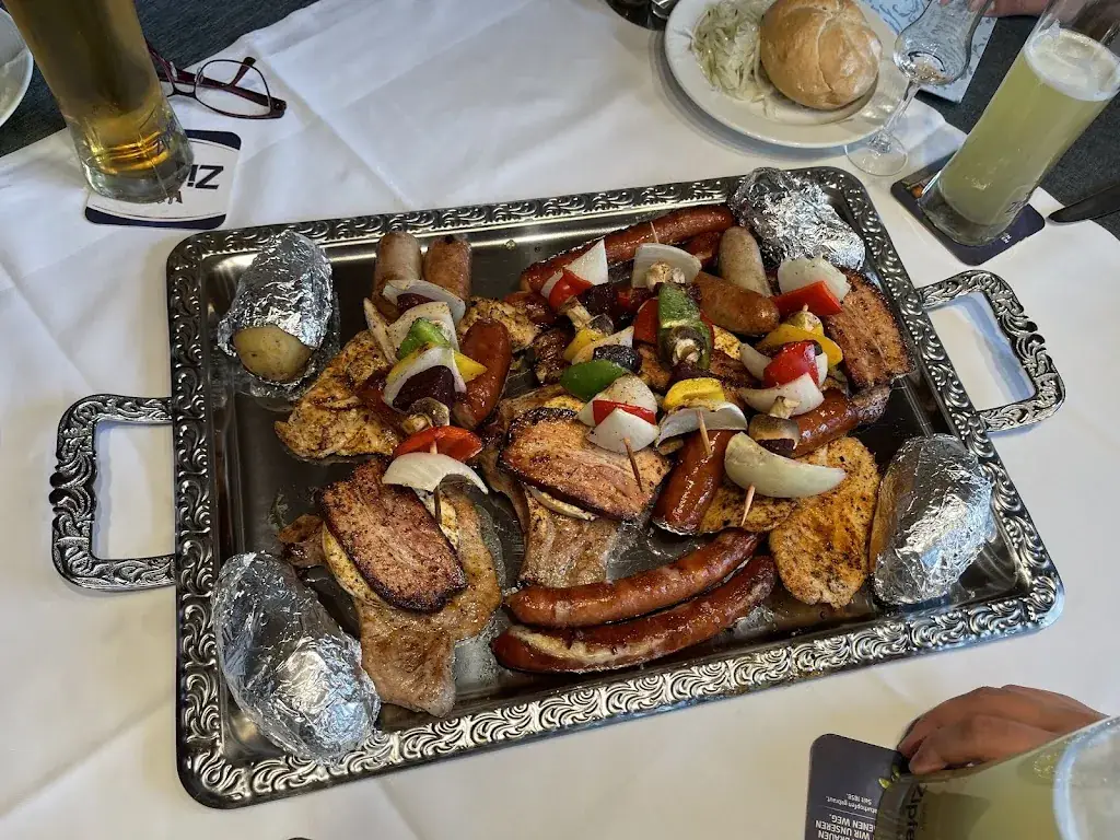 Cafe Restaurant Tennladen_Niederau_slider_image_2