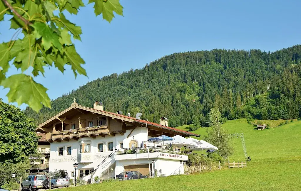 Cafe Restaurant Tennladen_Niederau_slider_image_3