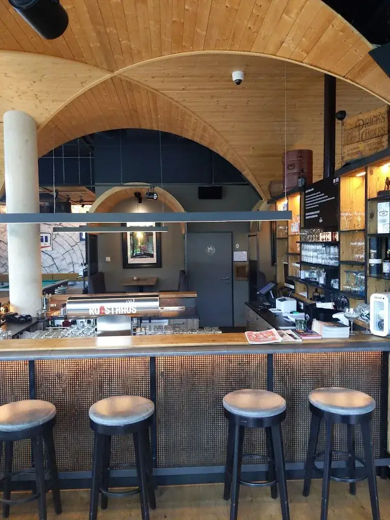 Magdalena K_ROASTHAUS_Niederndorf_review