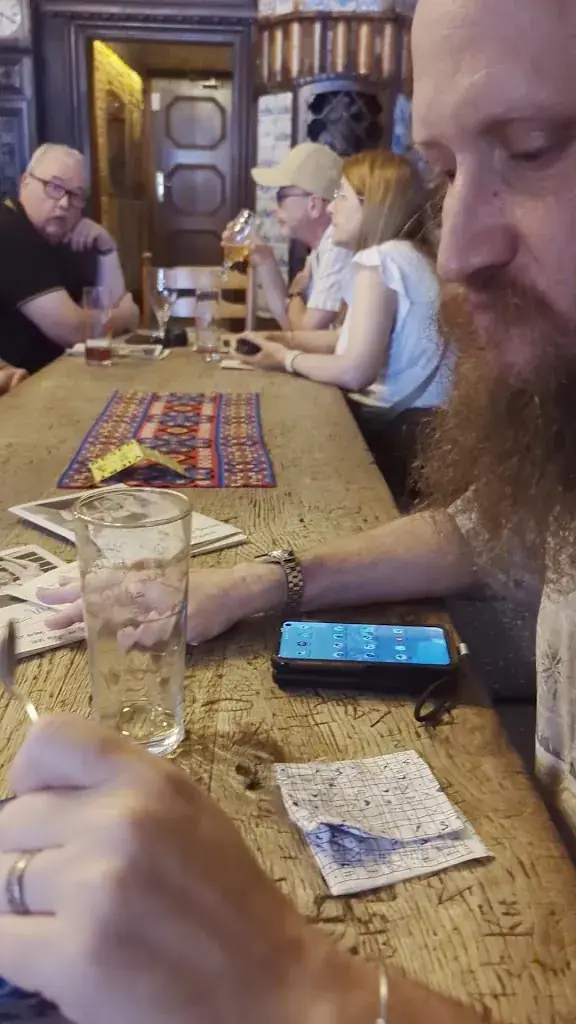 Shelley Brook Wildstrom_Gaststätte Pinkus Müller_Münster_avis