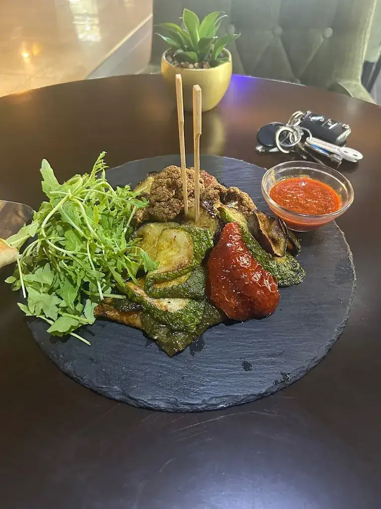 Marvin Kuschmann_ALBAL Restaurant | مطعم عالبال - Münster_Münster_recensione