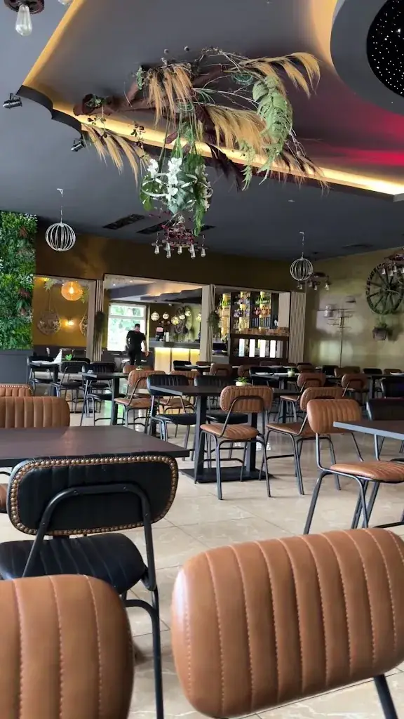 babak rezapour_ALBAL Restaurant | مطعم عالبال - Münster_Münster_recensione